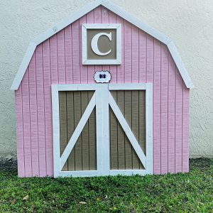 Traditional Farm Backdrop – Rentals