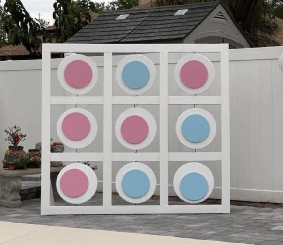 Tic Tac Toe Reveal - Rentals